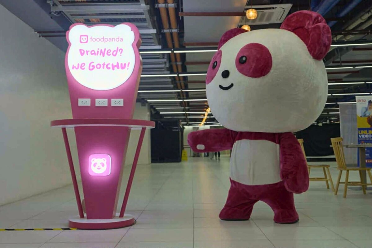 foodpanda treats holiday commuters with ‘We Gotchu Stops’